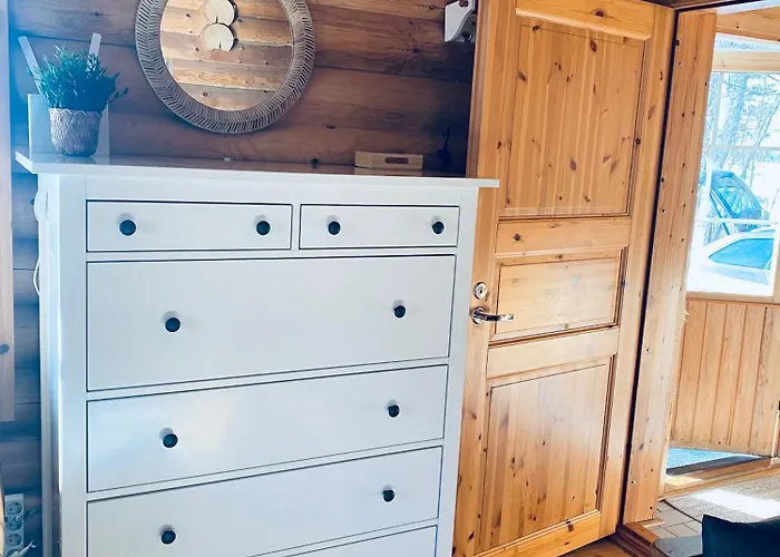 Ainola Алапиткя